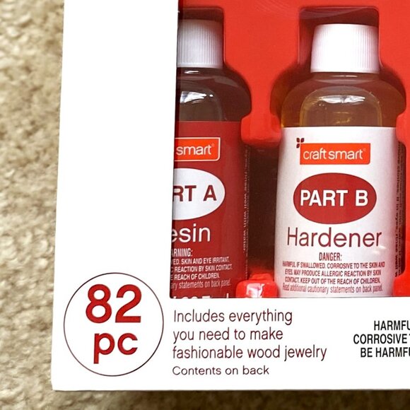 Wood and Resin Jewelry Kit - Picture 4 of 5